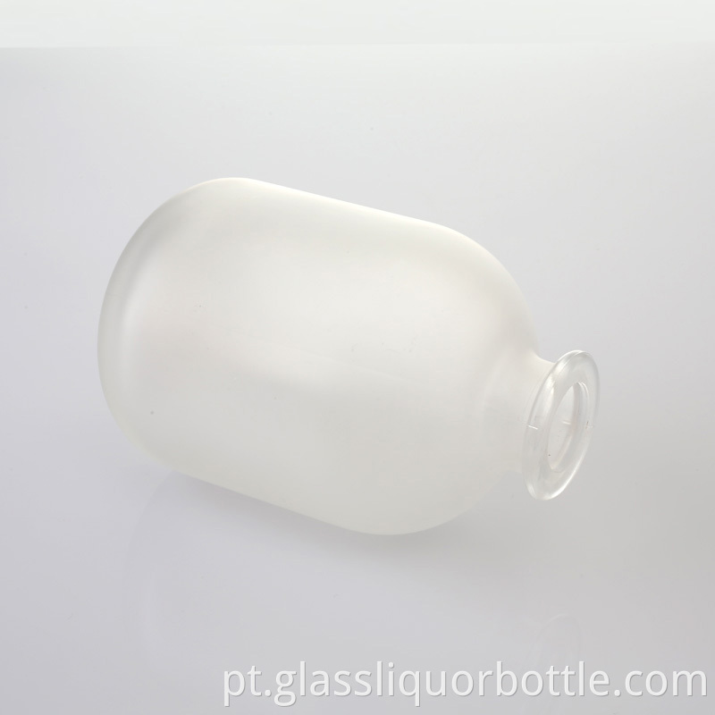 750ml Rum Bottle Screw Cap